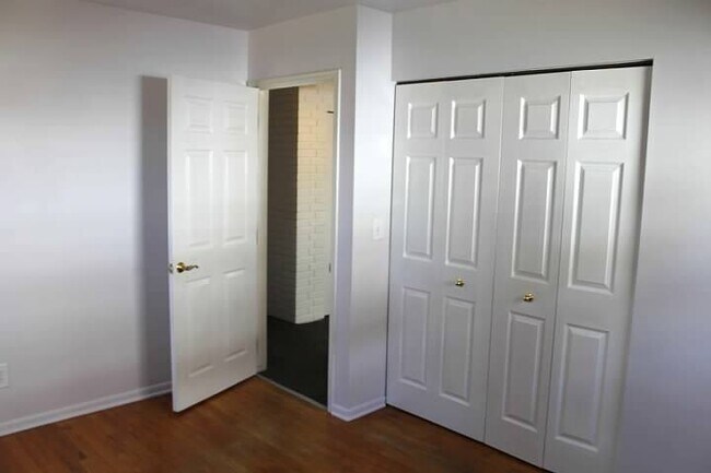 Photo - CHARMING BRICK RANCH JUST MINUTES FROM DOW...