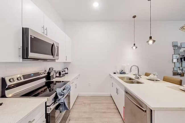 Photo - 257 Famagusta Dr