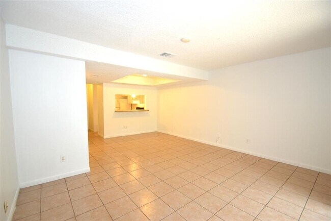 Photo - 1202 Southport Dr