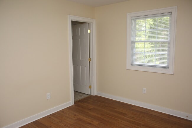 Photo - 283 Foxhaven Farm