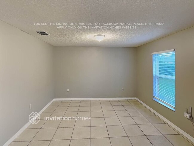 Photo - 2073 Hillview Cir