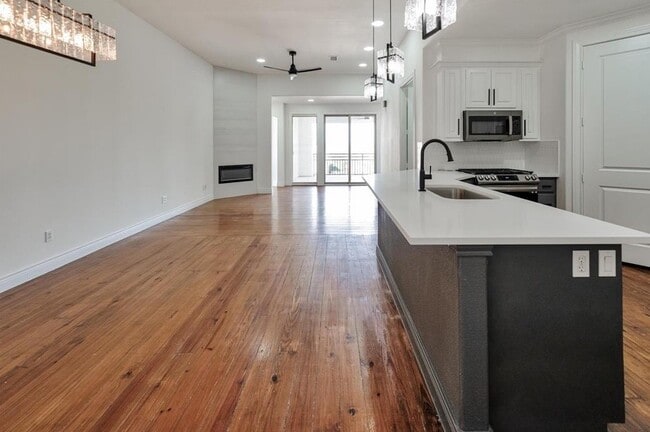 Photo - 119 Capetown Ln