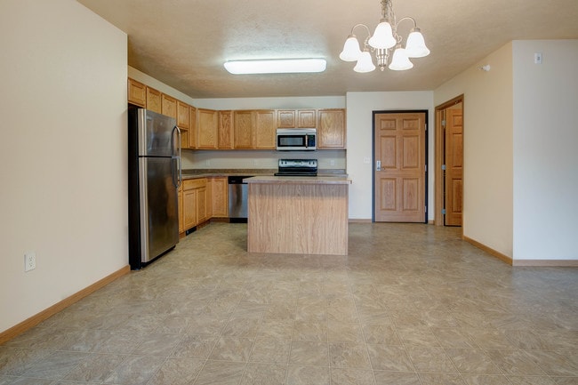 Elk Pointe Apartments