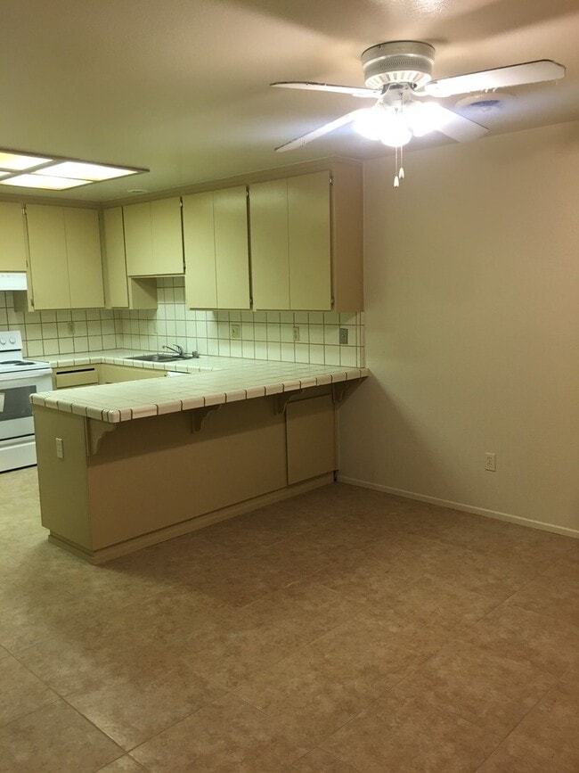 Photo - 3 Bedroom 2 Bath Duplex for Rent!