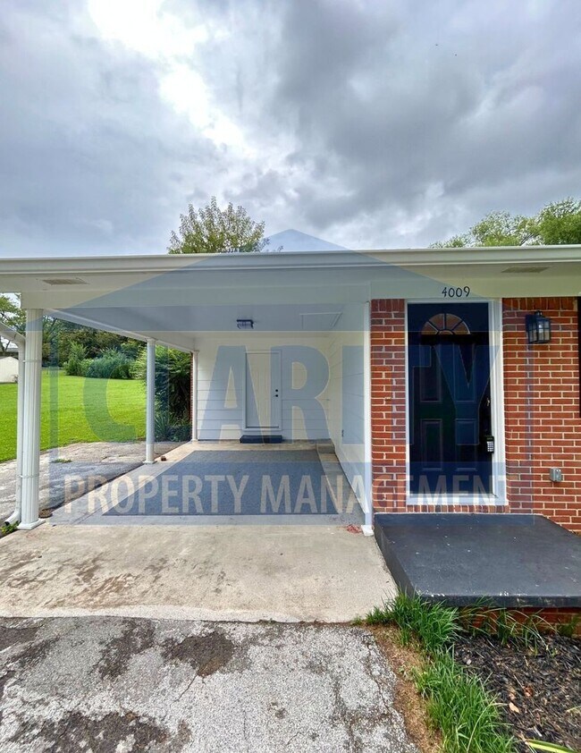 Photo - Updated ranch-style home in great neighbor...