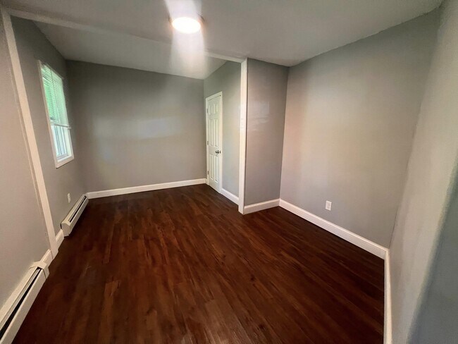 41 Park St Unit 4