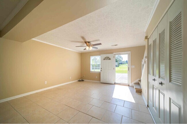 Photo - 75 Tinkerview Dr