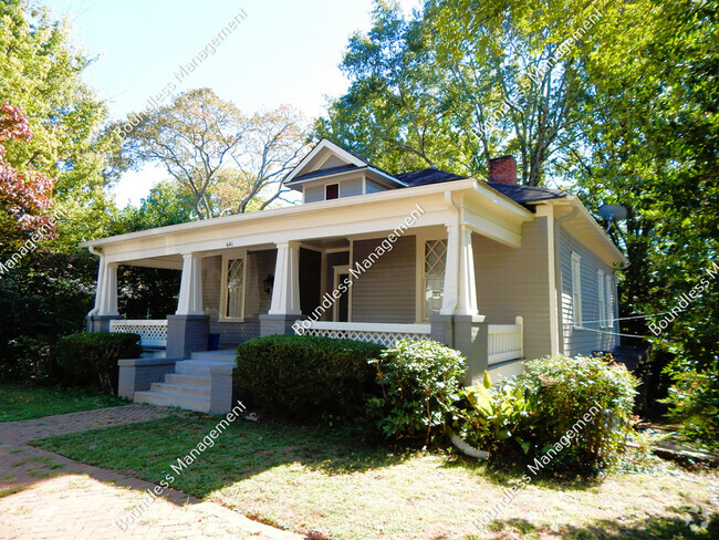 Building Photo - 641 Killian St SE Rental