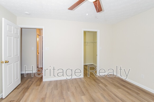 4207 Iona Way