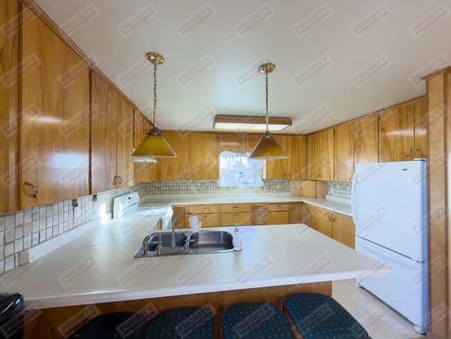 Photo - Large 4 bedroom, 2.5 bath downtown home