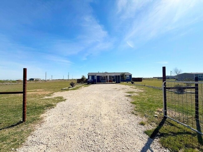 Photo - 2709 Co Rd 463