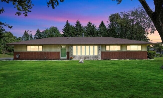 Building Photo - 24826 Joseph Rental