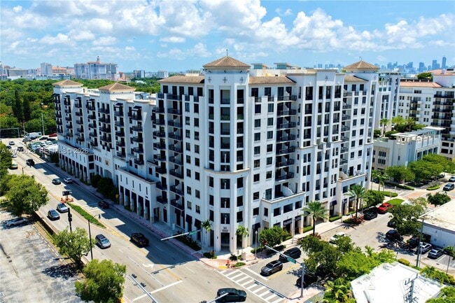 Building Photo - 301 Altara Ave Unit 418