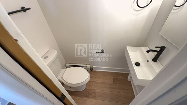 Photo - 30 Emery Way