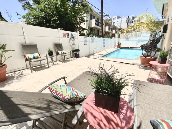 Wilshire Occidental Apartments - Wilshire Occidental Apartments Unidad 1BED