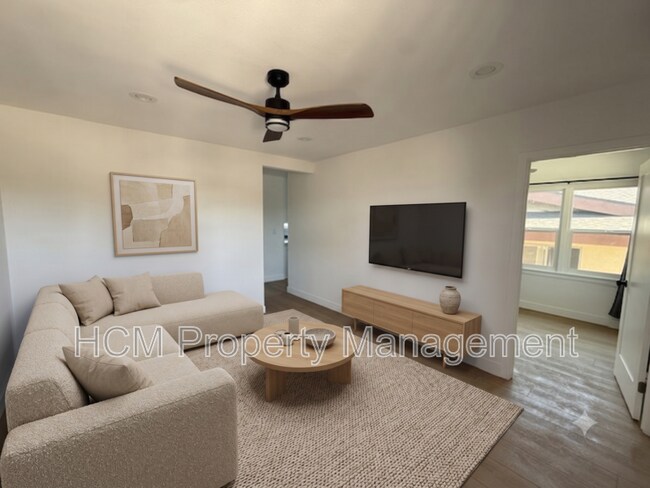 Photo - 1044 Cedar Ave Unit #1050