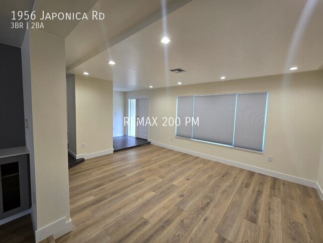 Photo - 1956 Japonica Rd