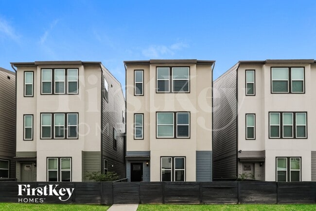 Building Photo - 18424 Idyllic Aly