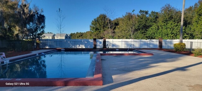 Photo - Updated Condo in a Pool Comunity Unit 1