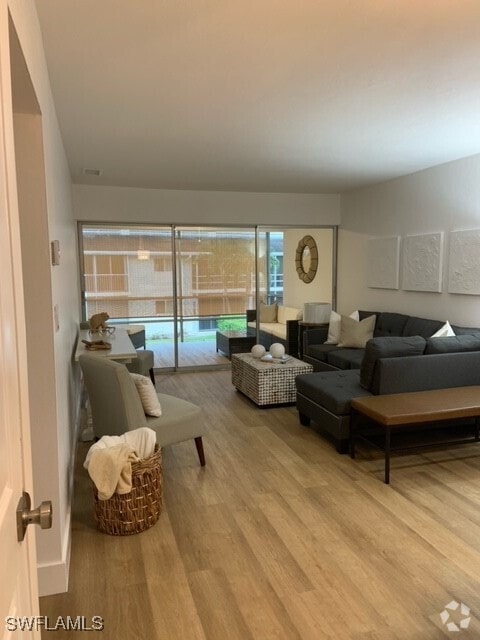 Building Photo - 1417 Chesapeake Ave Unit 201 Rental