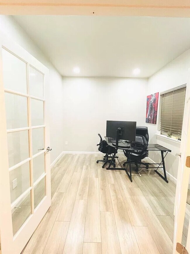 Modern 3 Bed/2.5 Bath Oasis in Parker! House House Rental in Parker