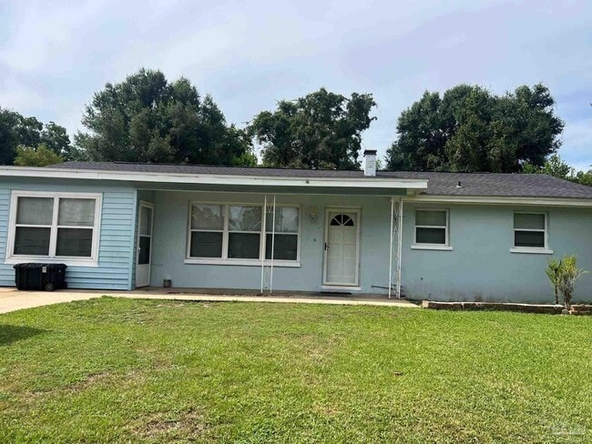 Building Photo - 3229 Maplewood Dr Rental