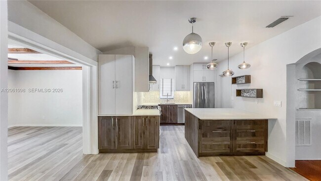 Photo - 38 NW 105th St