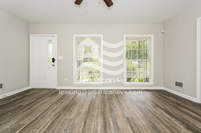 Photo - 3816 Rockdale Dr