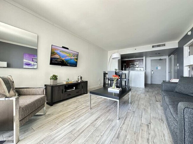 Photo - 2889 McFarlane Rd Unidad ID1240705P