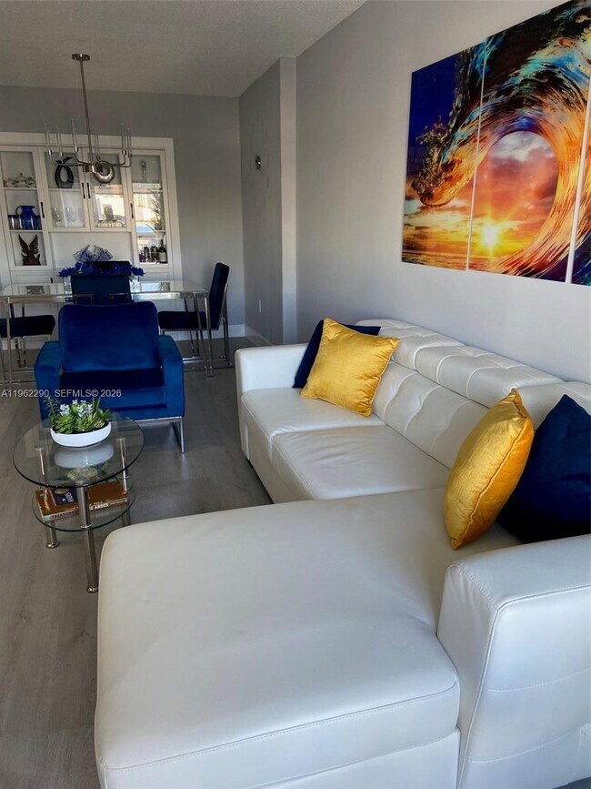 Photo - 400 Kings Point Dr Unit 526