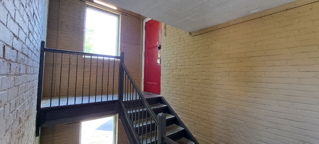 Photo - 200 Claremont Ave