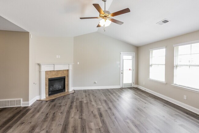 Photo - 3242 Earlcastle Dr