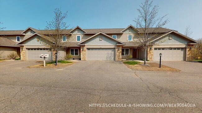 Photo - 1706 N Creek Cir