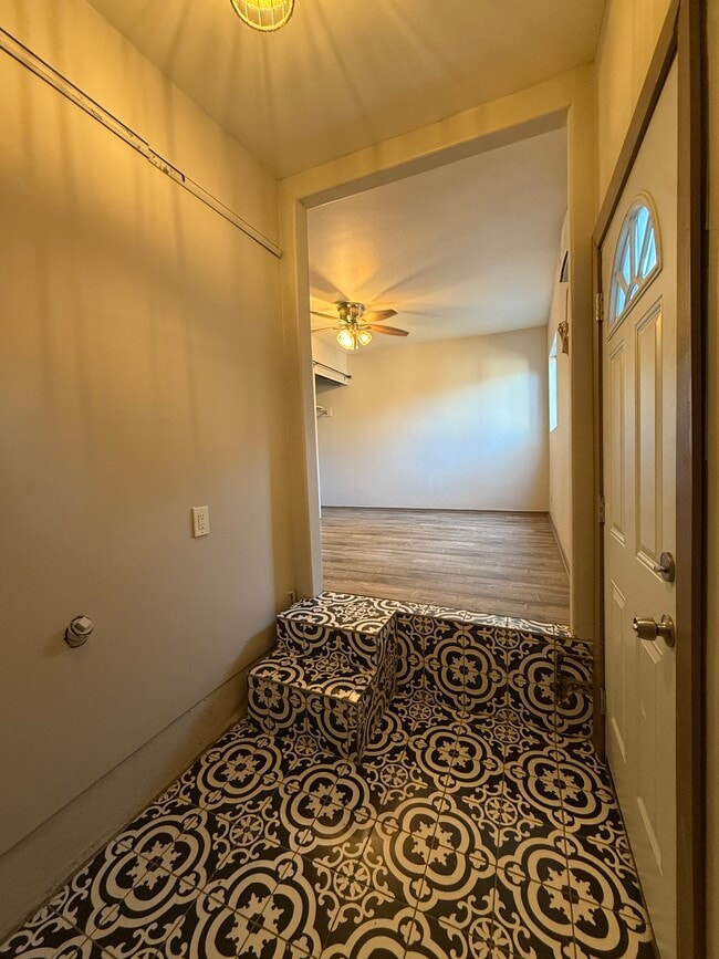 Photo - 2661 Newell St Unidad 2661 Newell St.