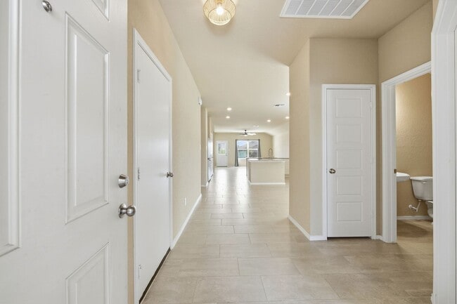 Photo - Spacious & Move-In Ready Rental in 78252 – Easy Access to Major Highways