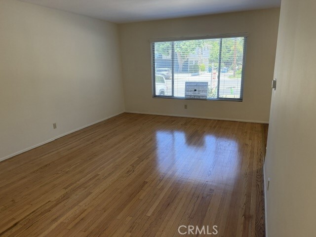 13418 Moorpark St Unit 1