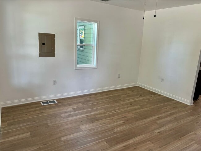 Photo - Beautiful 2 bedroom home