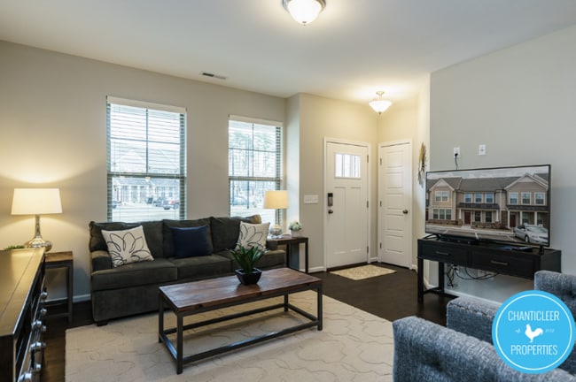 Photo - 1119 Midtowne Way