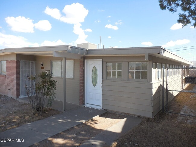 3608 Sheppard Ave