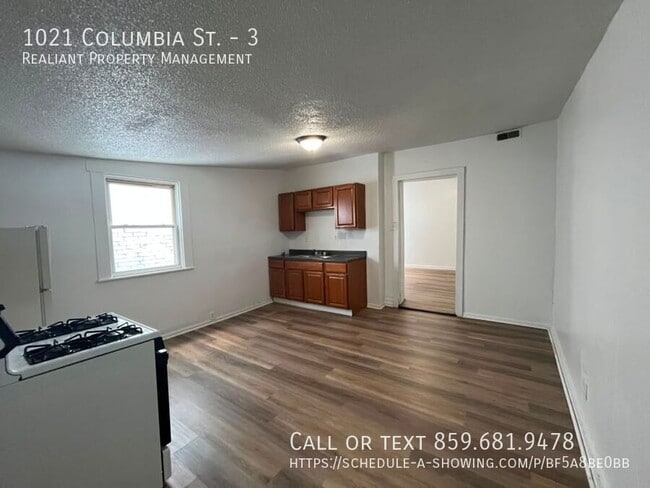 Photo - 1021 Columbia St Unit 3