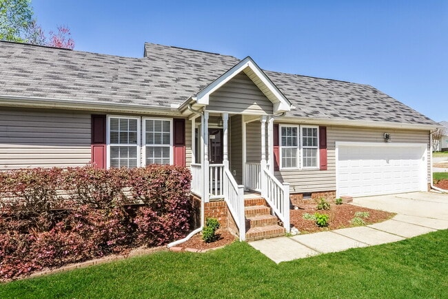 Building Photo - 305 Occidental Dr