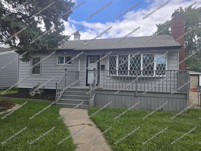 Three Bedroom Ranch - Three Bedroom Ranch House