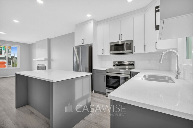 Photo - 6006 Naden Landing NW Unit Main