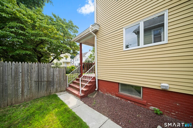 Photo - 44 Bigelow Ave