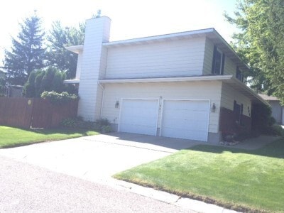 Photo - 4 Bed (1 non-egress) High End Home in Billings Heights