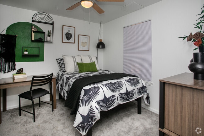 2BR,2BA-850SF
