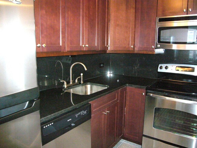 Photo - 4250 N Marine Dr Unit 2225