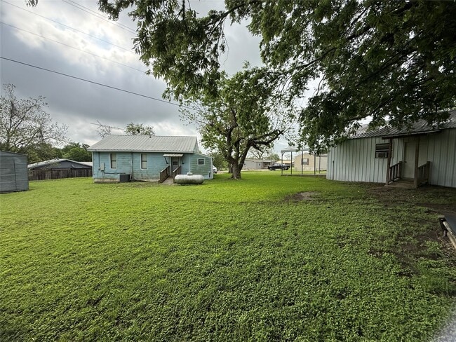 Photo - 1203 County Rd 254