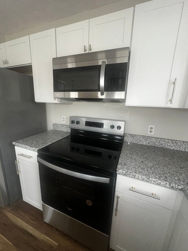 Photo - 6732 Willowbrook Dr Unit 7