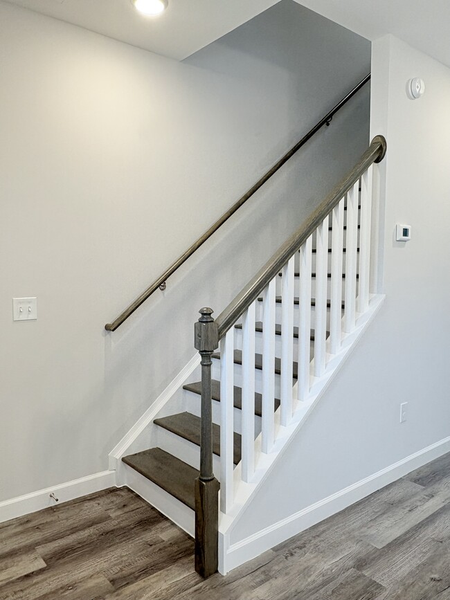 Photo - 932 Rodeo Ln